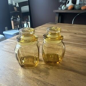 Vintage Wheaton Glass Yellow Mini 3.75" Apothecary Spice Jar w/Lid. 2- SEE DESC